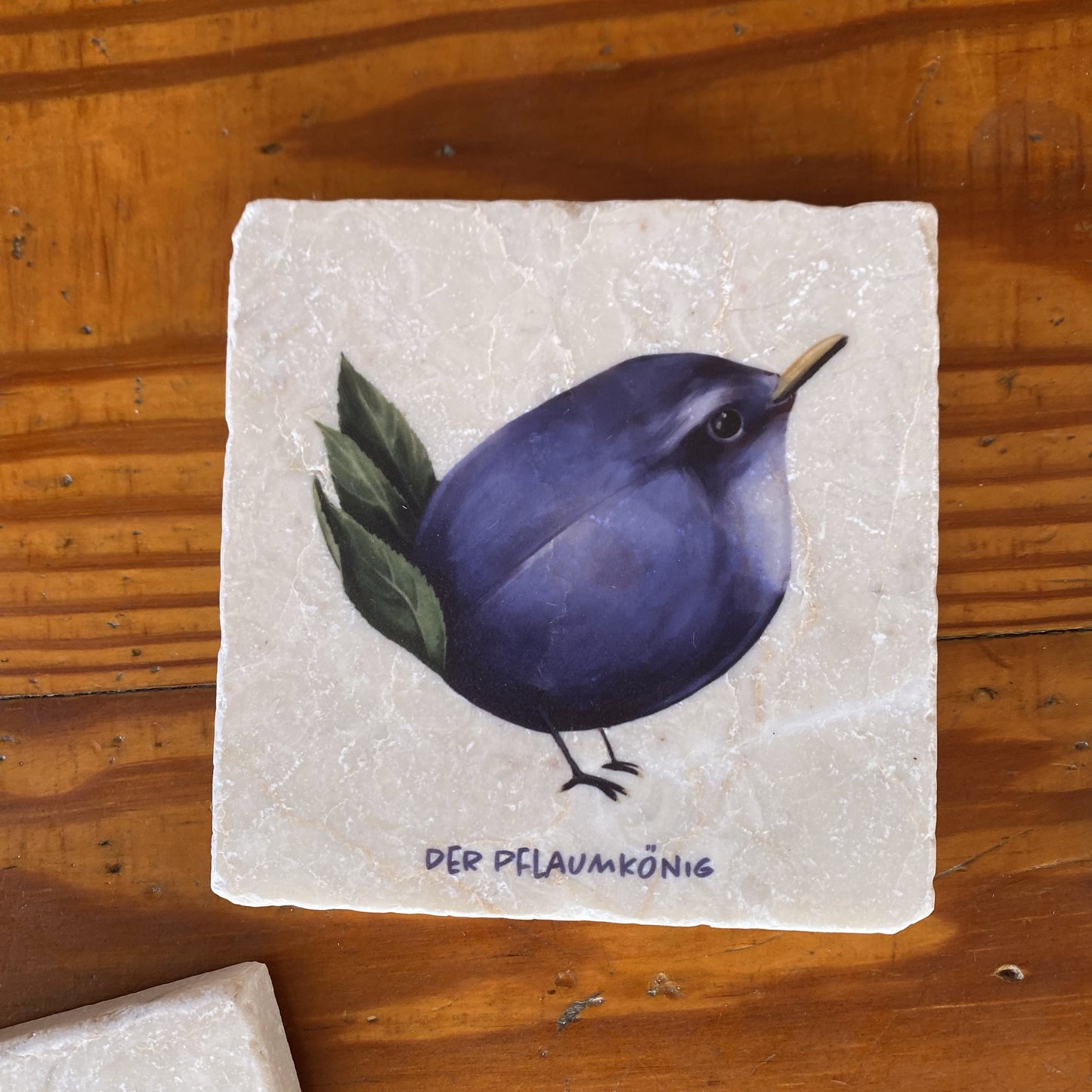 Gemüsevögel veggiebirds Fliesen-Untersetzer aus Naturstein Pflaumkönig